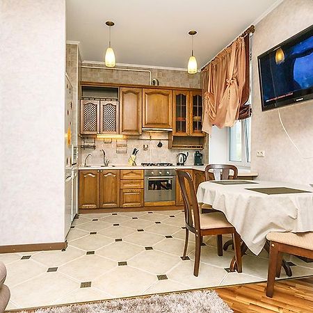Amazing Two Beds In The Klovskiy Spusk Apartment Kiev Exterior photo