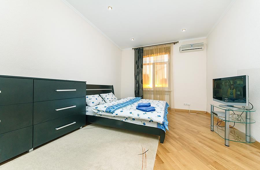 Amazing Two Beds In The Klovskiy Spusk Apartment Kiev Exterior photo